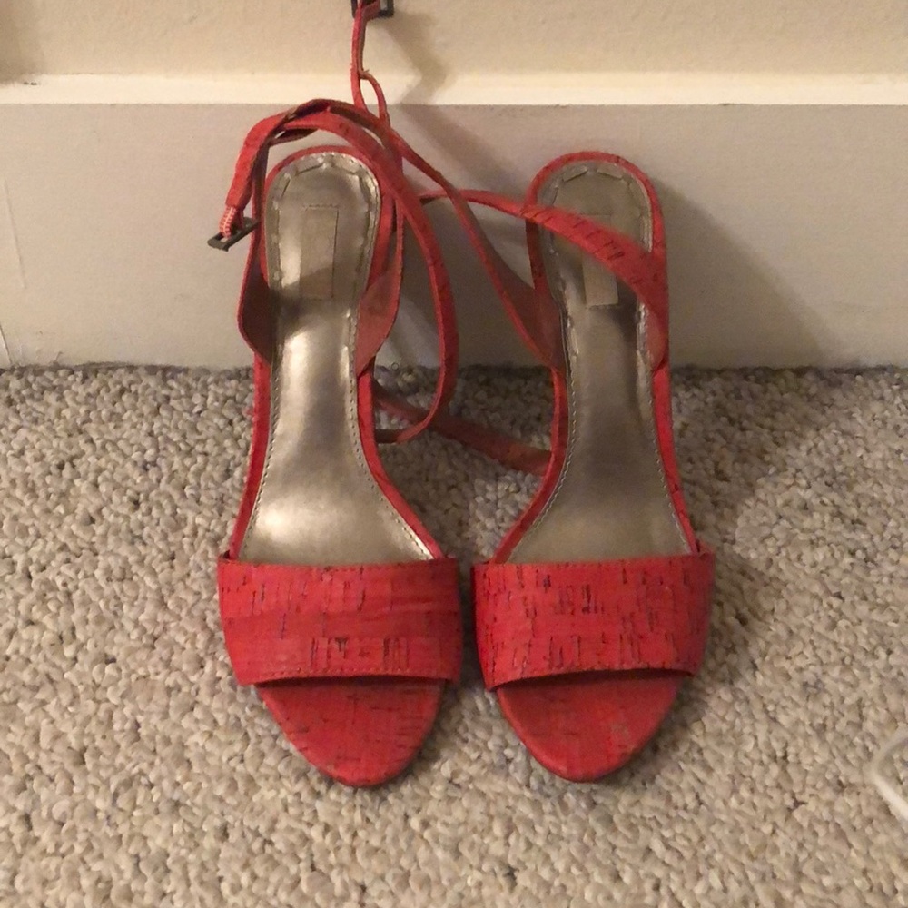 Size 8.5 Rachel Roy sandals